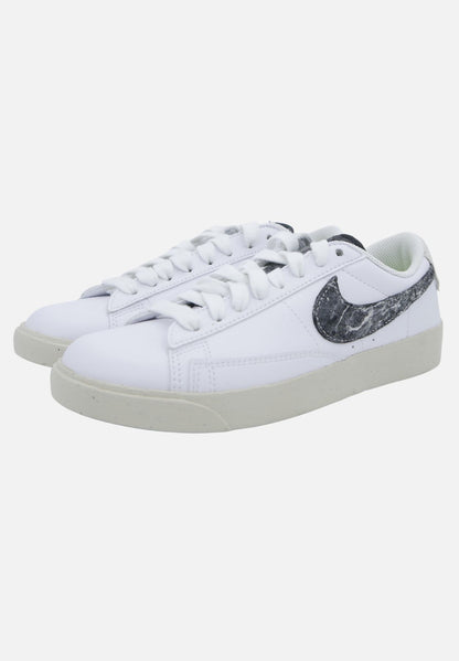 WMNS Blazer Low SE - Sneaker low - weiß