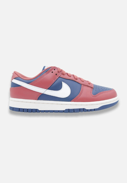 WMNS DUNK LOW - Sneaker low - rot