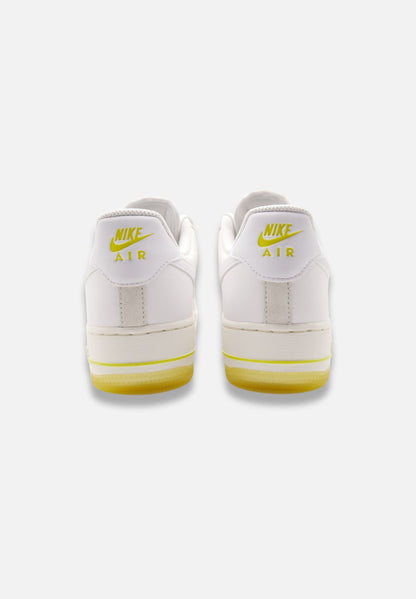 WMNS AIR FORCE 1 07 - Sneaker low - weiß