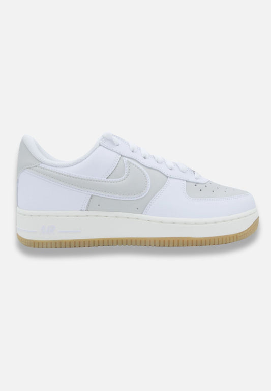 AIR FORCE 1 07 - Sneaker low - weiß