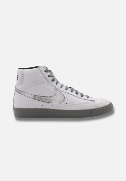 Blazer Mid '77 EMB - Sneaker high - weiß