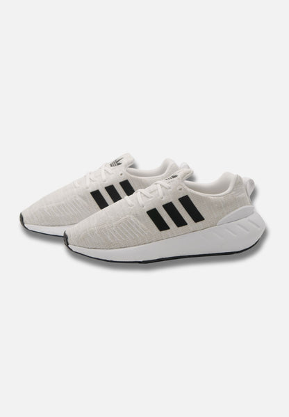 Swift Run 22 - Sneaker low - weiß